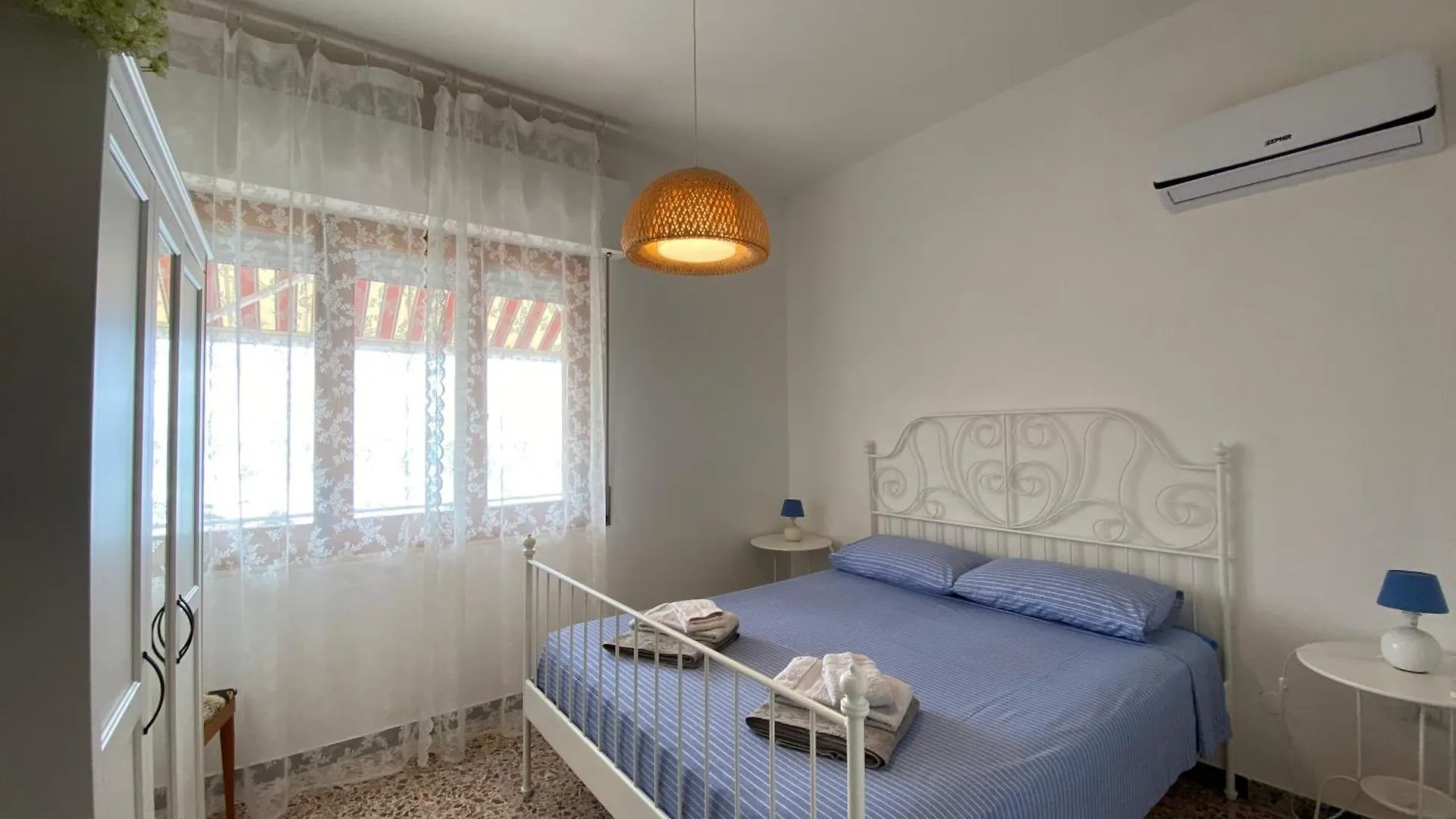 度假居 Villa Sul Mare Con Magnifico Panorama 阿勃丝